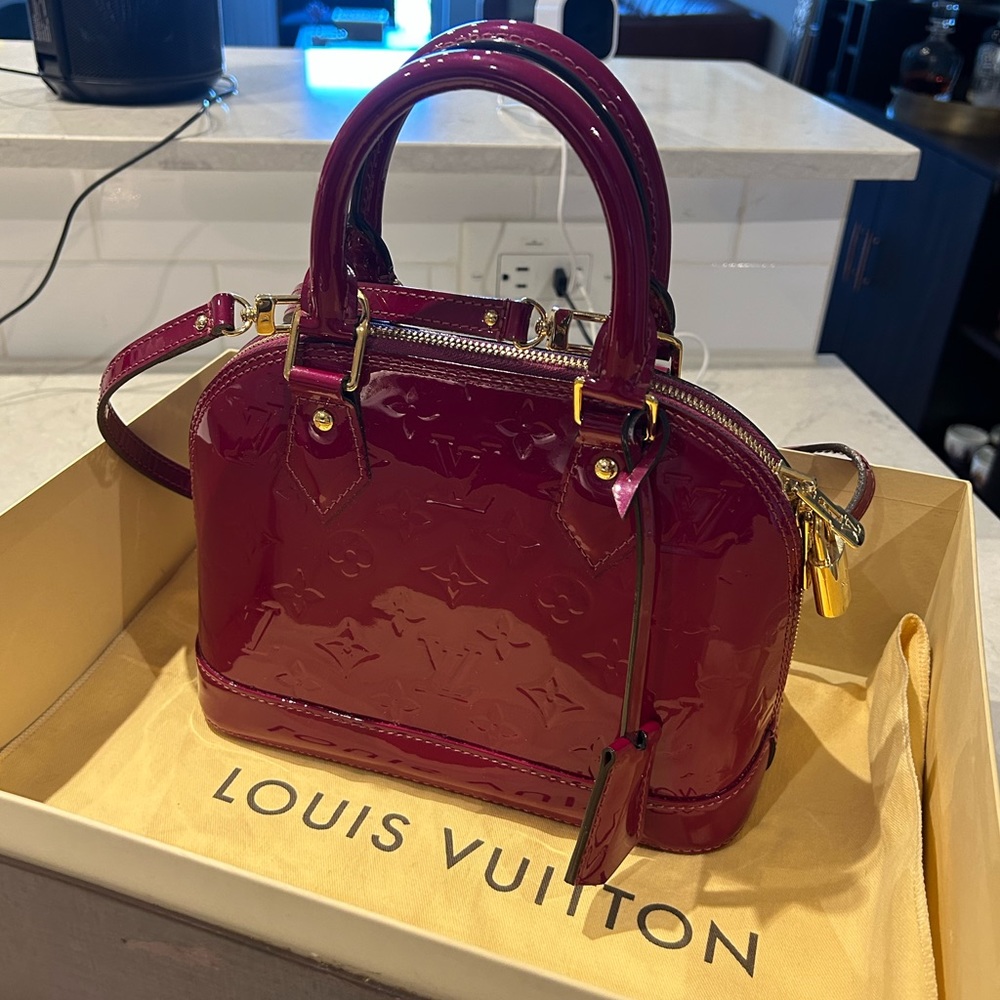 LV Monogram Vernis Alma BB w/ Strap